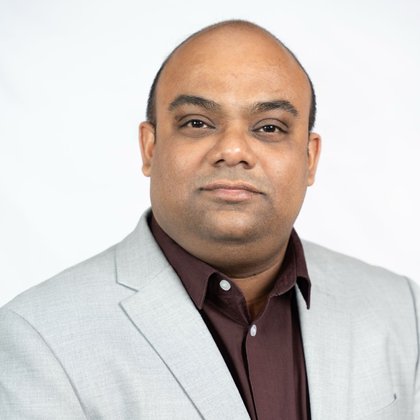 Bhhasker De