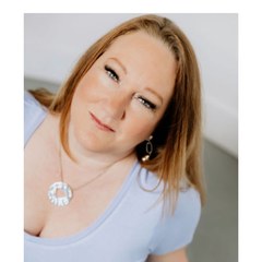 Jennifer Robertson